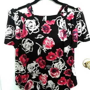 Off the Shoulder Floral Top